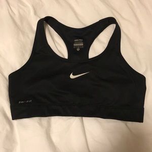 Nike Pro Sports Bra